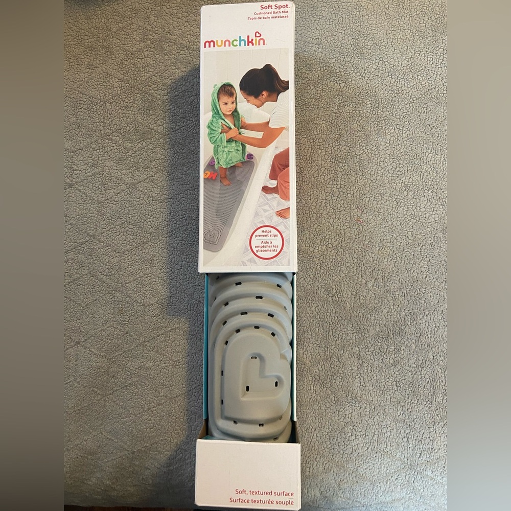 Munchkin Soft Gray Bath Kneeler